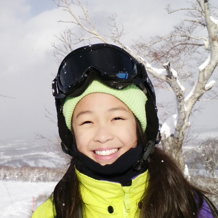 Meet Tanya, Hokkaido Ski Club's regular skiing and snowboarding guru