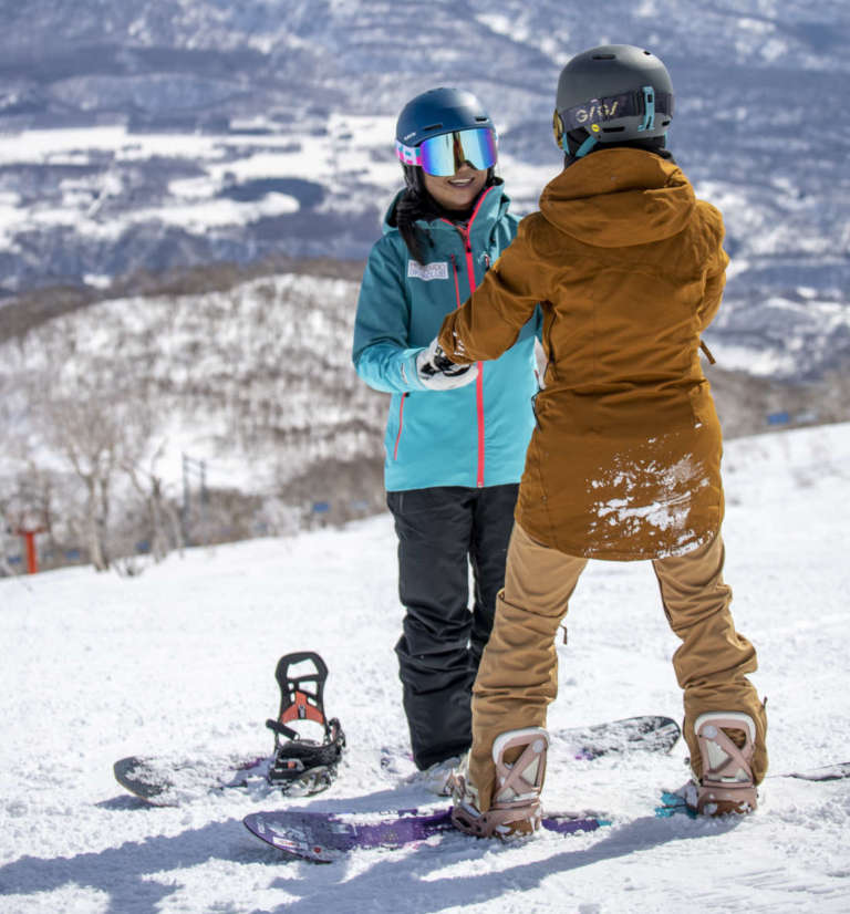 Instructor and Guest Private Snowboard Lesson Niseko