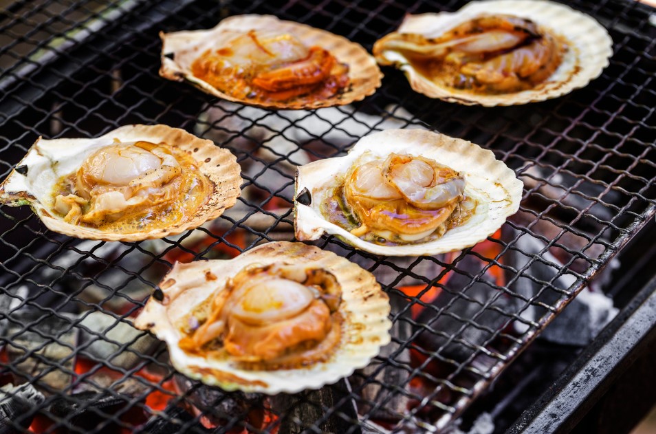 Hokkaido Scallops on the grill