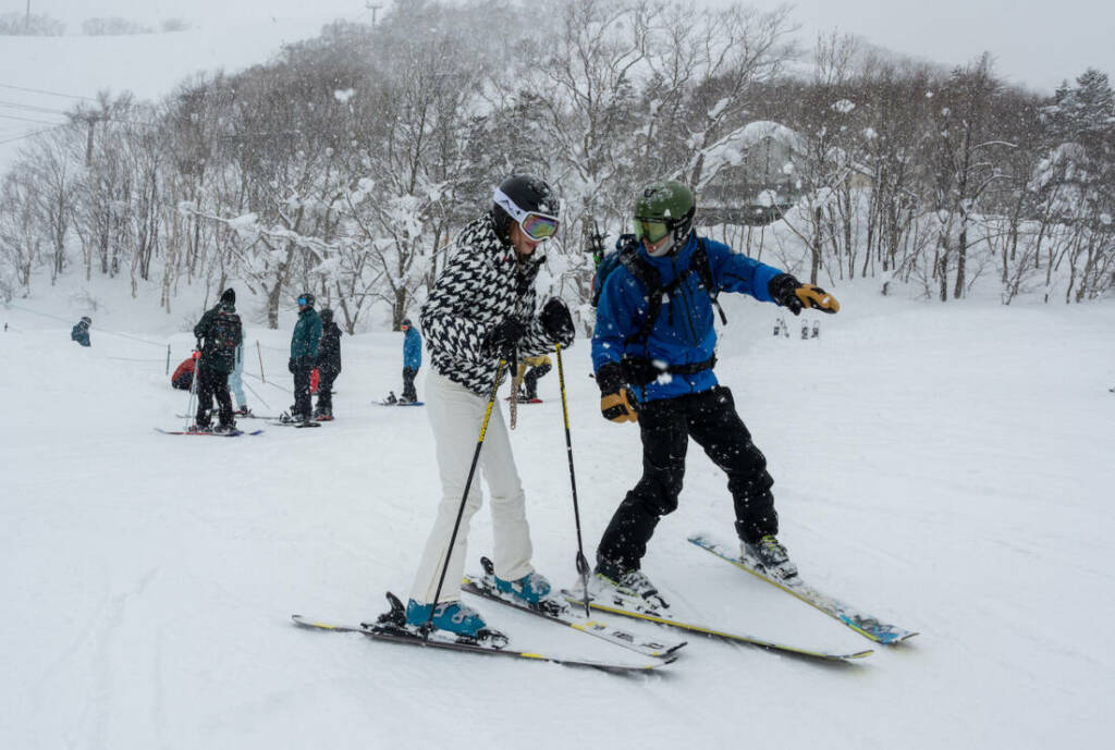 Martin teaching beginner ski adult in Niseko private ski lesson