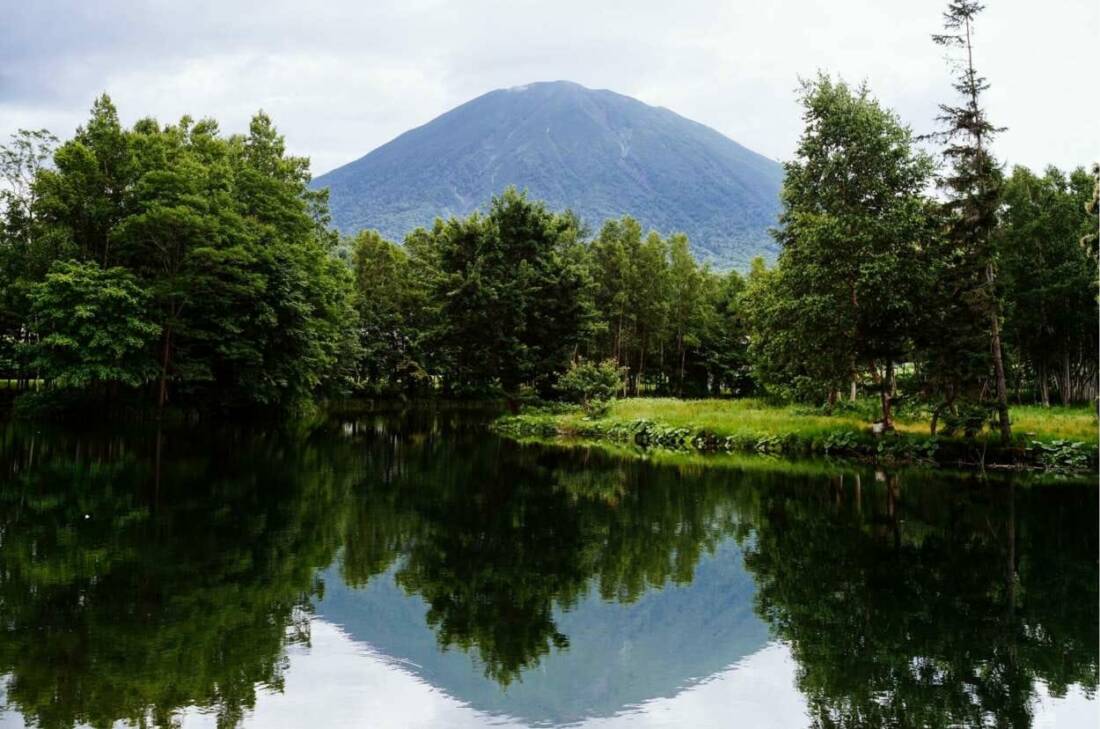 Yotei Lake Summer Yotei Lake Summer